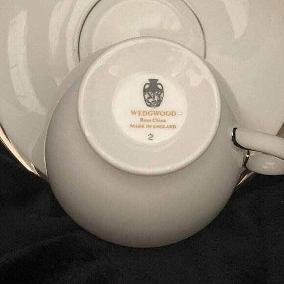 WEDGWOOD China CARLYN Pattern Cup & Saucer, Leigh Shape White with Silver Trim - Picture 6 of 6